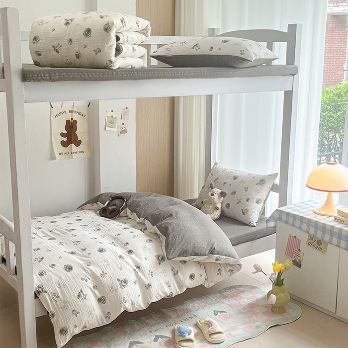 91家纺网 家纺一手货源 找家纺 安哆啦家纺 2024新款A类有氧泡泡纱云纱棉学生季宿舍床三四件套 黑玫瑰