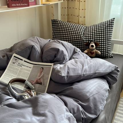 91家纺网 家纺一手货源 找家纺 繁花 2024新款亲肤水洗棉纯色学生三件套 雾霾灰