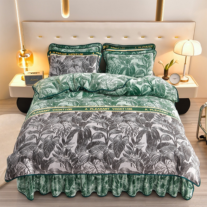 91家纺网 家纺一手货源 找家纺 馨梦缘 2025新款小包边款牛奶绒8.5斤高克重牛奶绒金雕绒床裙款四件套 叶语浪漫