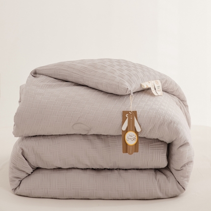 91家纺网 家纺一手货源 找家纺 （总）雅蔓依家纺 2025新款7A抗菌大豆被轻奢针织提花华夫格大豆冬被