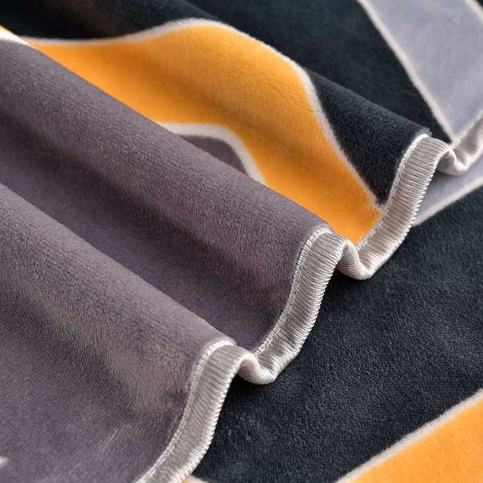 91家纺网 家纺一手货源 找家纺 馨梦缘 2025新款小包边款牛奶绒8.5斤高克重牛奶绒金雕绒床裙款四件套 明日之星