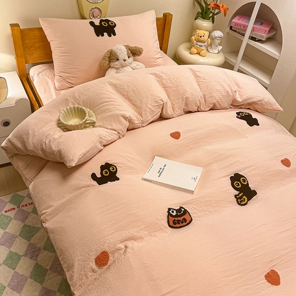 91家纺网 家纺一手货源 找家纺 （总）韩巢家纺 2024新款学生宿舍寝室上下铺超柔水洗棉毛巾绣被套床单三件套-幸运猫