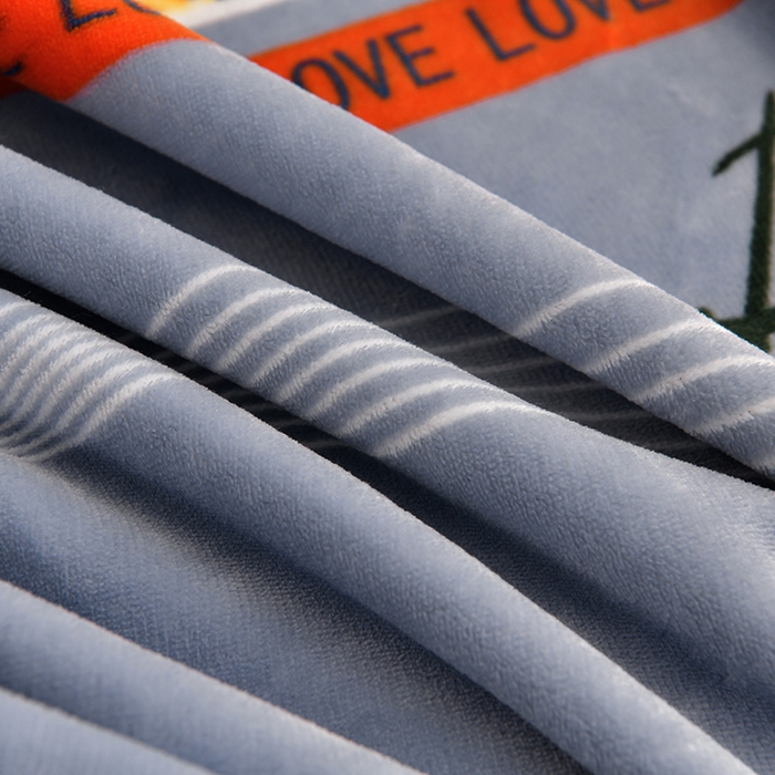 91家纺网 家纺一手货源 找家纺 馨梦缘 2025新款小包边款牛奶绒8.5斤高克重牛奶绒金雕绒床裙款四件套 暗香