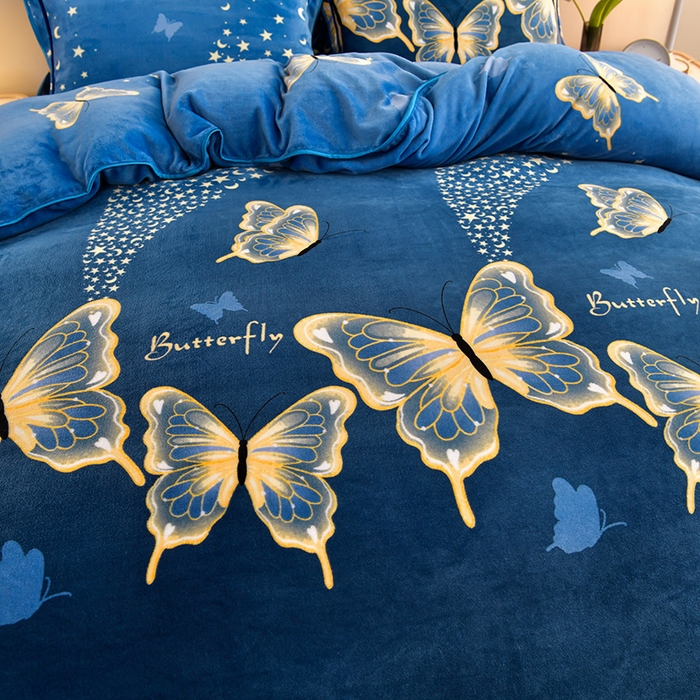 91家纺网 家纺一手货源 找家纺 馨梦缘 2025新款小包边款牛奶绒8.5斤高克重牛奶绒金雕绒床裙款四件套 轻舞飞扬