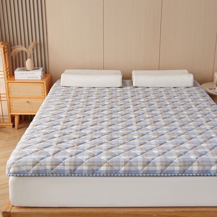 91家纺网 家纺一手货源 找家纺 迪乐妮 2024新款大床乳胶椰棕床垫（无印家居风）罗马格