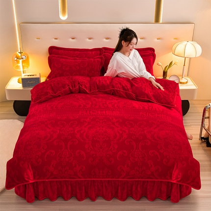 馨梦缘 2025新款小包边款牛奶绒8.5斤高克重床裙款四件套 钟爱一生