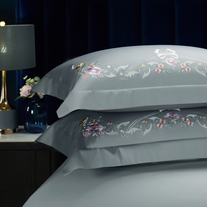 91家纺网 家纺一手货源 找家纺 美娘阁2025新款双股长绒棉居家款四件套 花与爱丽丝-高级灰