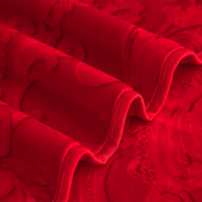 91家纺网 家纺一手货源 找家纺 馨梦缘 2025新款小包边款牛奶绒8.5斤高克重床裙款四件套 钟爱一生