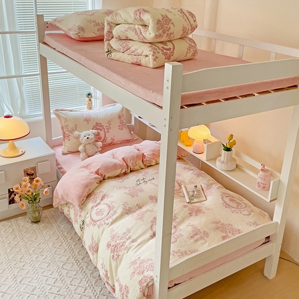 卡普二店 2024新款牛奶绒学生三件套系列 浪漫玫瑰