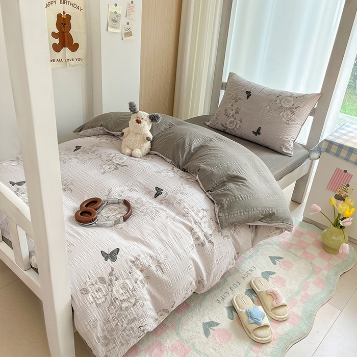 91家纺网 家纺一手货源 找家纺 安哆啦家纺 2024新款A类有氧泡泡纱云纱棉学生季宿舍床三四件套 蝶恋花