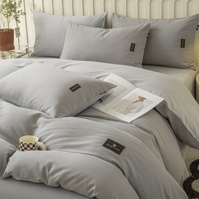 91家纺网 家纺一手货源 找家纺 涵宸家纺 2024新款原棉纯色织标磨毛单品及套件--被套 中灰+浅灰