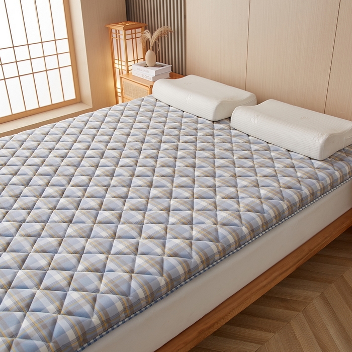 91家纺网 家纺一手货源 找家纺 迪乐妮 2024新款大床乳胶椰棕床垫（无印家居风）罗马格