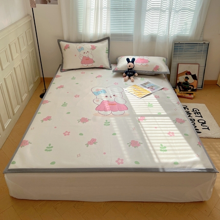 91家纺网 家纺一手货源 找家纺 （总）繁花 2024新款印花碳光牛奶丝凉席