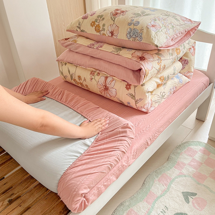 91家纺网 家纺一手货源 找家纺 安哆啦家纺 2024新款A类有氧泡泡纱云纱棉学生季宿舍床三四件套 秘境花园