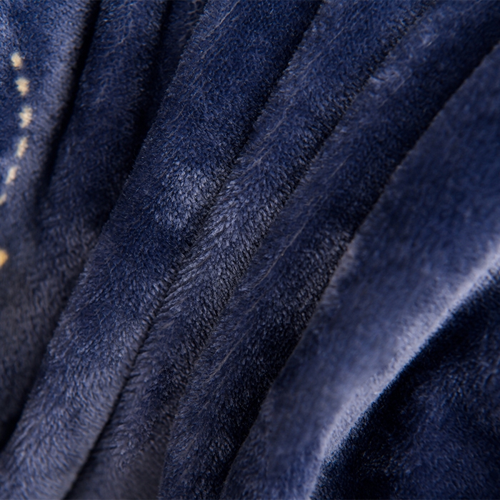 91家纺网 家纺一手货源 找家纺 馨梦缘 2025新款小包边款牛奶绒8.5斤高克重牛奶绒金雕绒床裙款四件套 发财鹿