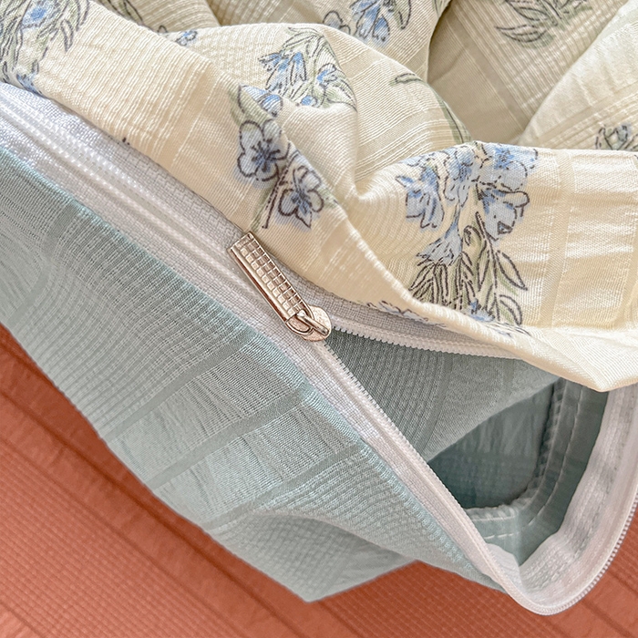 91家纺网 家纺一手货源 找家纺 安哆啦家纺 2024新款A类有氧泡泡纱云纱棉学生季宿舍床三四件套 蓝梦里