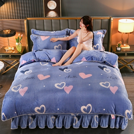91家纺网 家纺一手货源 找家纺 莱凯家纺 2025新款牛奶绒单被套 心心相印