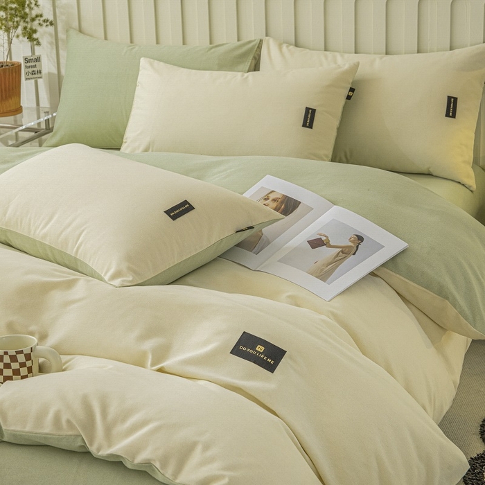 91家纺网 家纺一手货源 找家纺 涵宸家纺 2024新款原棉纯色织标磨毛单品及套件--四件套 奶昔白+豆绿