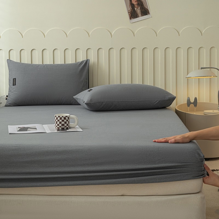 91家纺网 家纺一手货源 找家纺 涵宸家纺 2024新款原棉纯色织标磨毛单品及套件--床笠 单床笠-深灰