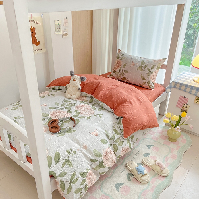 91家纺网 家纺一手货源 找家纺 安哆啦家纺 2024新款A类有氧泡泡纱云纱棉学生季宿舍床三四件套 花烂漫