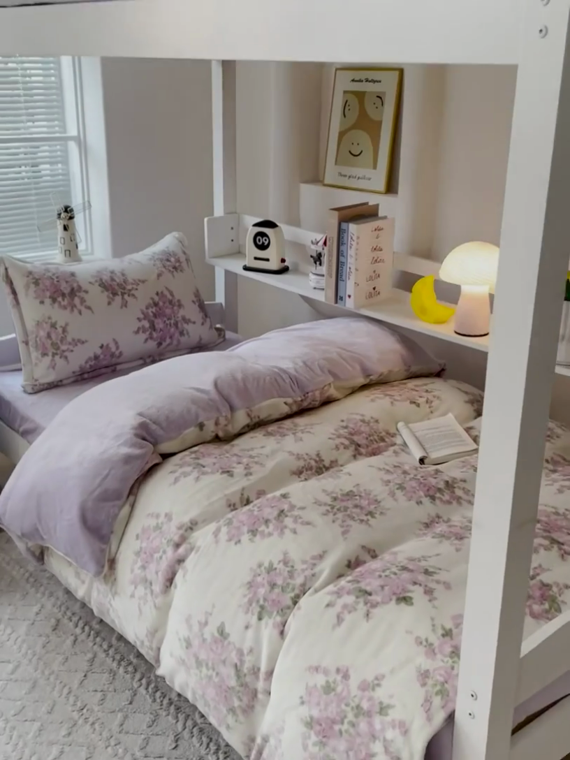 91家纺网 家纺一手货源 找家纺 卡普二店 2024新款牛奶绒学生三件套系列 欧风花影