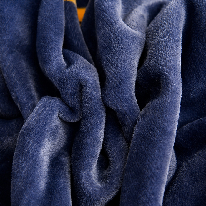 91家纺网 家纺一手货源 找家纺 馨梦缘 2025新款小包边款牛奶绒8.5斤高克重牛奶绒金雕绒床裙款四件套 发财鹿