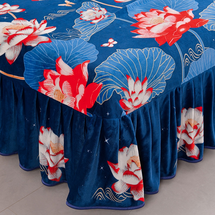 91家纺网 家纺一手货源 找家纺 馨梦缘 2025新款小包边款牛奶绒8.5斤高克重牛奶绒金雕绒床裙款四件套 富贵花开