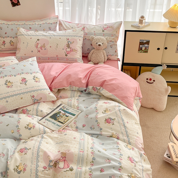 91家纺网 家纺一手货源 找家纺 桃子家居  2024新款纯棉小清新卡通少女13372系列四件套 棉-花仙兔