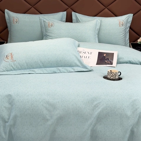 91家纺网 家纺一手货源 找家纺 U品汇 2024新品生态加厚长绒棉纯棉绣花全棉磨毛刺绣四件套宽边款直播 漫步梧桐-浅绿