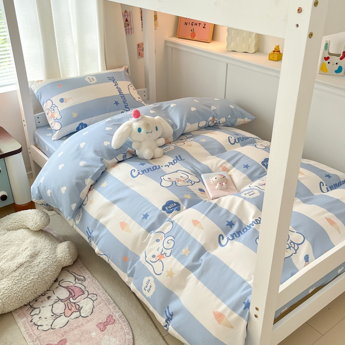 91家纺网 家纺一手货源 找家纺 2024新款三丽鸥授权全棉少女印花系列学生三件套四件套 棉三丽鸥-蓝条玉桂狗