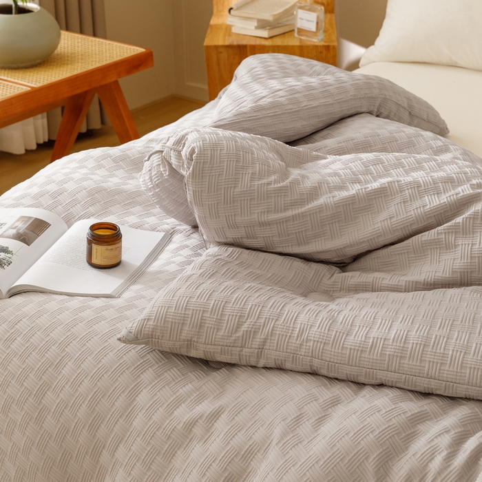 91家纺网 家纺一手货源 找家纺 卡派 2024新款水洗华夫格大豆纤维被绅士灰