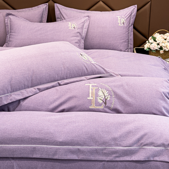 91家纺网 家纺一手货源 找家纺 U品汇 2024新品生态加厚长绒棉纯棉绣花全棉磨毛刺绣四件套宽边款直播 漫步梧桐-紫