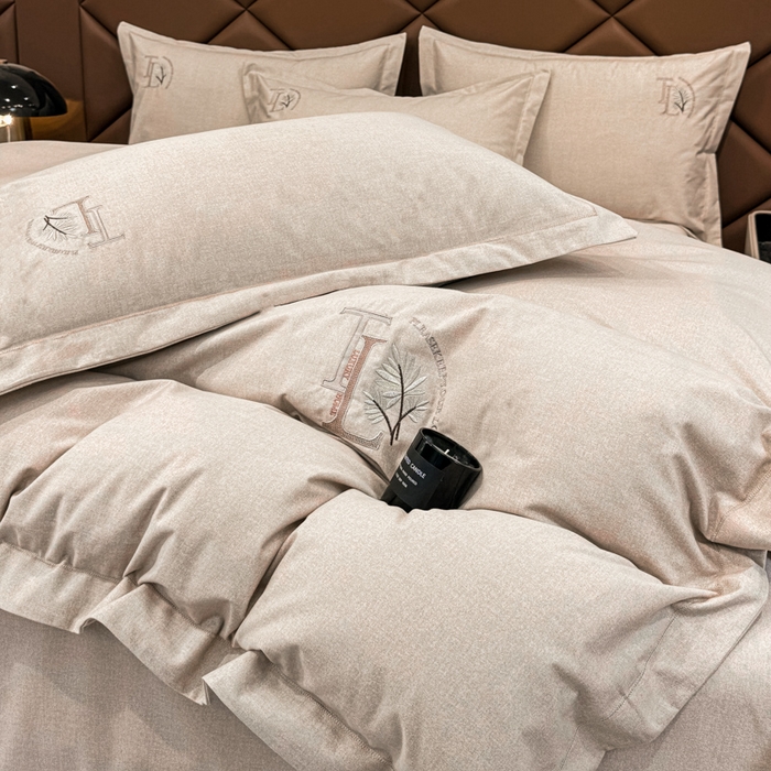 91家纺网 家纺一手货源 找家纺 U品汇 2024新品生态加厚长绒棉纯棉绣花全棉磨毛刺绣四件套宽边款直播 漫步梧桐-米棕