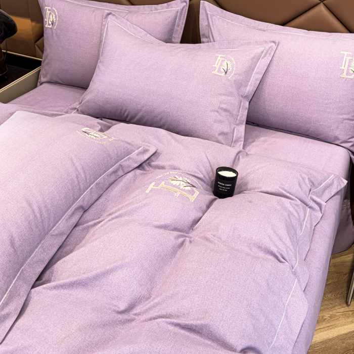 91家纺网 家纺一手货源 找家纺 U品汇 2024新品生态加厚长绒棉纯棉绣花全棉磨毛刺绣四件套宽边款直播 漫步梧桐-紫