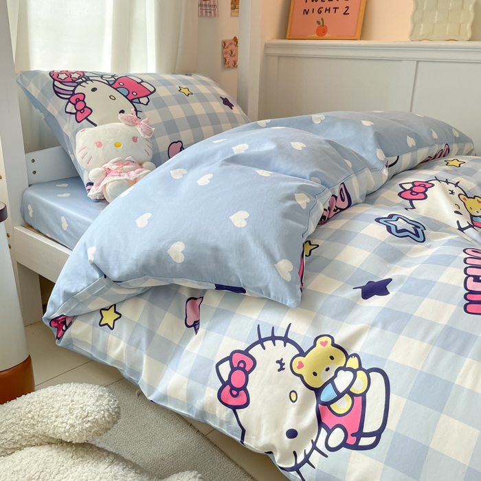 91家纺网 家纺一手货源 找家纺 2024新款三丽鸥授权全棉少女印花系列学生三件套四件套 棉三丽鸥-幸运星kitty