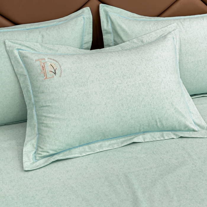 91家纺网 家纺一手货源 找家纺 U品汇 2024新品生态加厚长绒棉纯棉绣花全棉磨毛刺绣四件套宽边款直播 漫步梧桐-浅绿