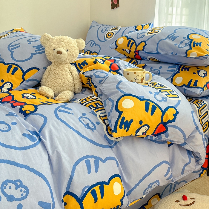 91家纺网 家纺一手货源 找家纺 桃子家居  2024新款纯棉小清新卡通少女13372系列四件套 棉-蓝老虎