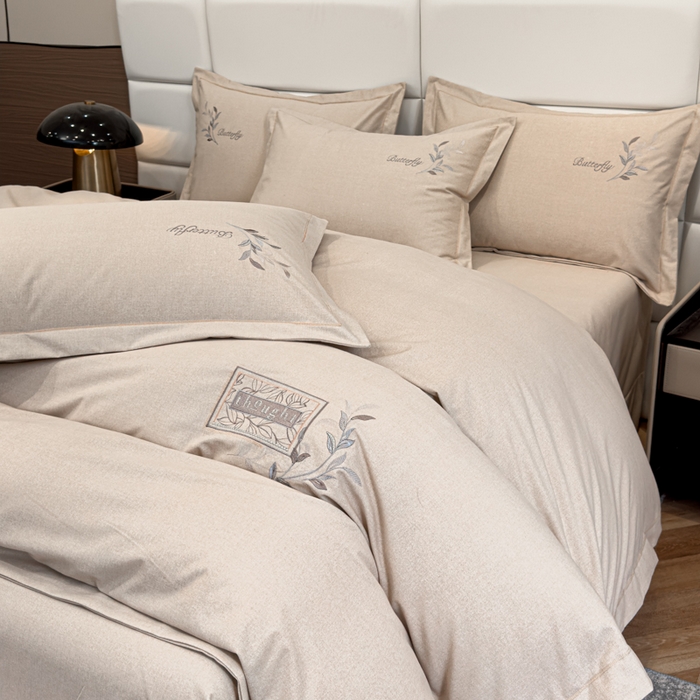 91家纺网 家纺一手货源 找家纺 U品汇 2024新品生态加厚长绒棉纯棉绣花全棉磨毛刺绣四件套宽边款直播 一叶知秋-米棕