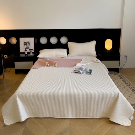 91家纺网 家纺一手货源 找家纺 （总）2025新款纯棉素色大床款夹棉床笠床盖--床盖