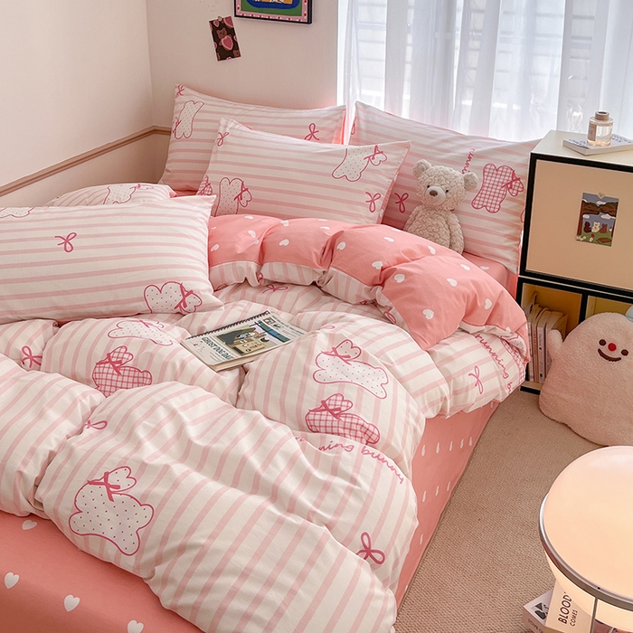 91家纺网 家纺一手货源 找家纺 桃子家居  2024新款纯棉小清新卡通少女13372系列四件套 棉-粉玉兔