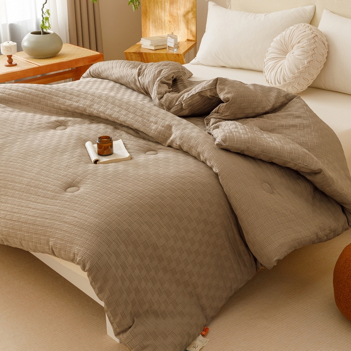 91家纺网 家纺一手货源 找家纺 卡派 2024新款水洗华夫格大豆纤维被卡其