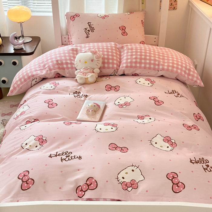 91家纺网 家纺一手货源 找家纺 2024新款三丽鸥授权全棉少女印花系列学生三件套四件套 棉三丽鸥-蝴蝶结kitty