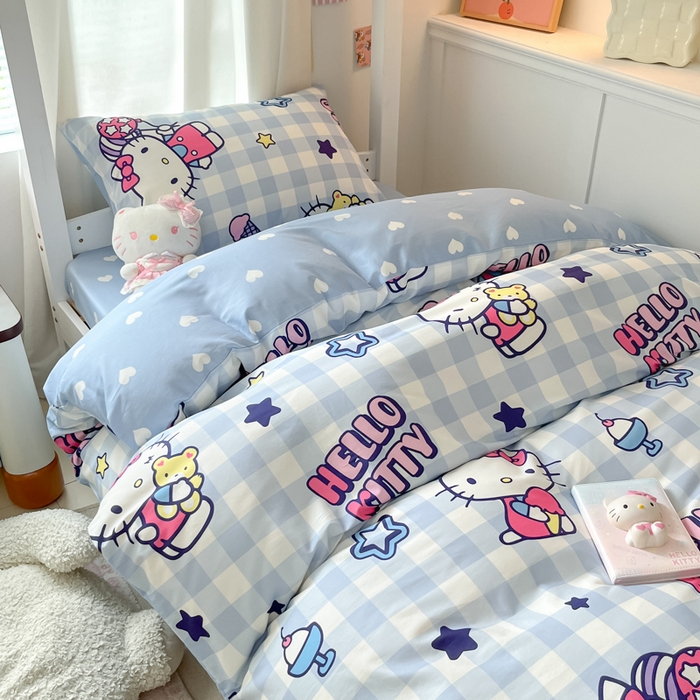 91家纺网 家纺一手货源 找家纺 2024新款三丽鸥授权全棉少女印花系列学生三件套四件套 棉三丽鸥-幸运星kitty