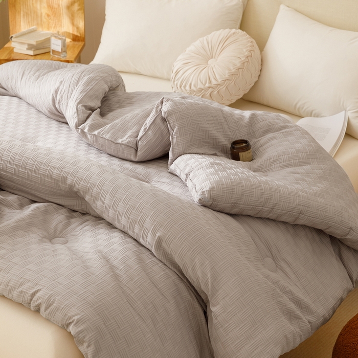 91家纺网 家纺一手货源 找家纺 卡派 2024新款水洗华夫格大豆纤维被绅士灰