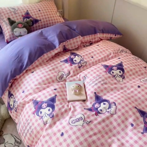 91家纺网 家纺一手货源 找家纺 2024新款三丽鸥授权全棉少女印花系列学生三件套四件套 棉三丽鸥-库洛米之心