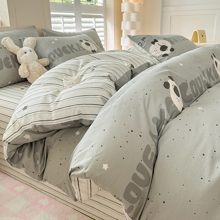 91家纺网 家纺一手货源 找家纺 小懒猪 2024春夏新款全棉卡通印花四件套斑点狗