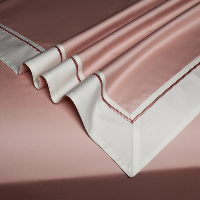 91家纺网 家纺一手货源 找家纺 缔缦 2024新款定织新布种S120高支高密长绒棉四件套全棉四件套黛安娜 微醺粉