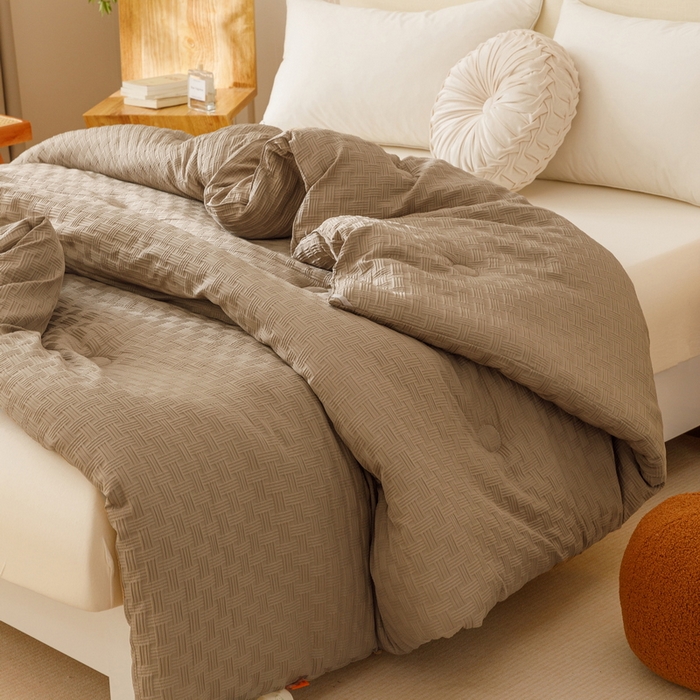 91家纺网 家纺一手货源 找家纺 卡派 2024新款水洗华夫格大豆纤维被卡其