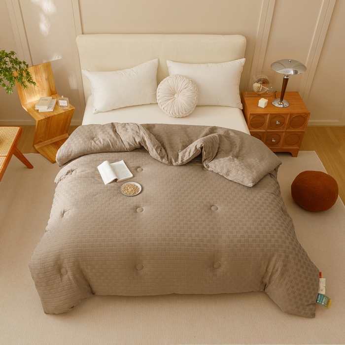 91家纺网 家纺一手货源 找家纺 迪乐妮家居 2024新款水洗华夫格大豆纤维被 卡其