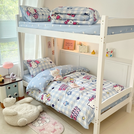 91家纺网 家纺一手货源 找家纺 2024新款三丽鸥授权全棉少女印花系列学生三件套四件套 棉三丽鸥-幸运星kitty